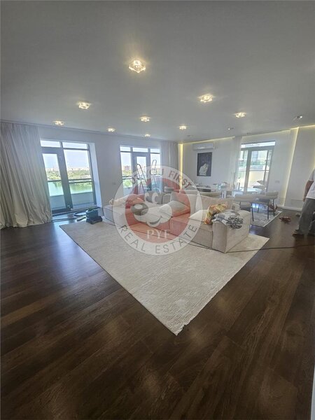 Complex Emerald | 5 camere | Penthouse | 305mp | B11550